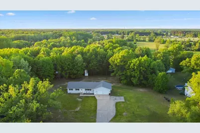 20200 W Lake Montcalm Road, Howard City, MI 49329 - Photo 41