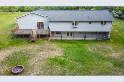 20200 W Lake Montcalm Road, Howard City, MI 49329 - Photo 5