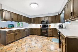 20200 W Lake Montcalm Rd, Howard City, MI 49329 - Photo 17