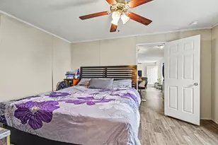 5208 Village Dr SW, Wyoming, MI 49509 - Photo 7