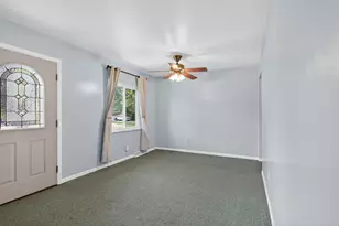 1653 Gary Paul Ln, Jackson, MI 49203 - Photo 9