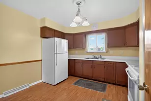 1653 Gary Paul Ln, Jackson, MI 49203 - Photo 7