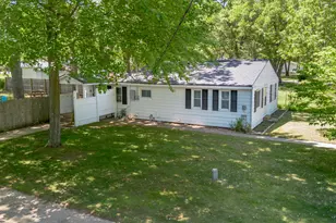 1341 E Summit Ave, Norton Shores, MI 49444 - Photo 5