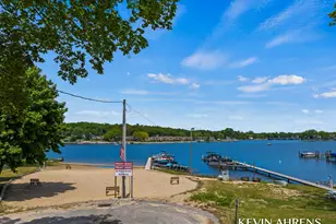 17284 Coles Park Rd, Spring Lake, MI 49456 - Photo 5