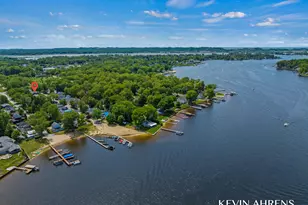 17284 Coles Park Rd, Spring Lake, MI 49456 - Photo 3