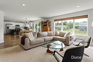 1624 Harding St, Holland, MI 49423 - Photo 7