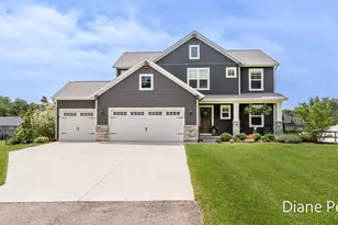 1624 Harding St, Holland, MI 49423 - Photo 1