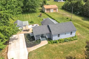 75764 16th Ave, South Haven, MI 49090 - Photo 1