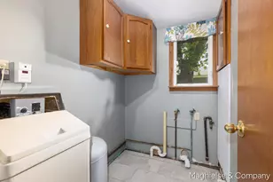 9048 Loveless Dr NE, Rockford, MI 49341 - Photo 11