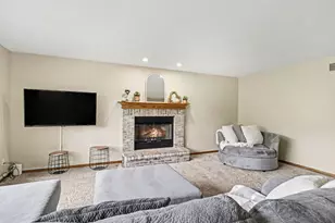 1425 Old Farm Ln, Saint Joseph, MI 49085 - Photo 13