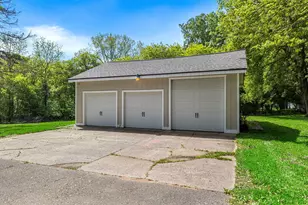 3120 Richmond St NW, Grand Rapids, MI 49534 - Photo 27