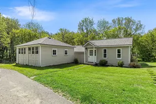 3120 Richmond St NW, Grand Rapids, MI 49534 - Photo 29