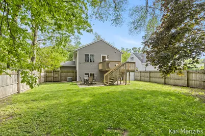 1231 Bradford Street NE, Grand Rapids, MI 49503 - Photo 5