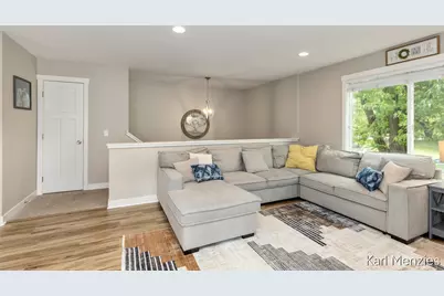 1231 Bradford Street NE, Grand Rapids, MI 49503 - Photo 9
