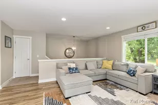 1231 Bradford St NE, Grand Rapids, MI 49503 - Photo 9