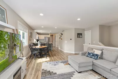 1231 Bradford Street NE, Grand Rapids, MI 49503 - Photo 3