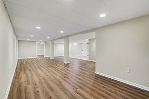 3925 Chamberlain Ave SE, Grand Rapids, MI 49508 - Photo 27