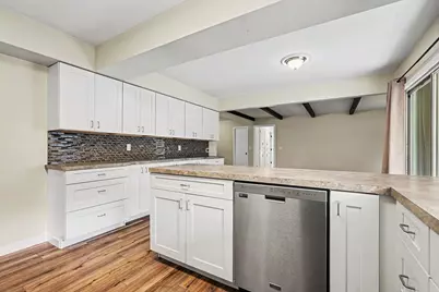 3925 Chamberlain Avenue SE, Grand Rapids, MI 49508 - Photo 15
