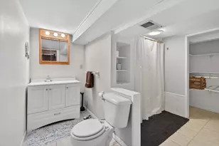 214 N Durand St, Jackson, MI 49202 - Photo 35