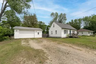 1403 Hamelink Dr, Portage, MI 49002 - Photo 3