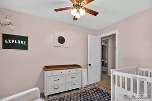 852 Diamond Ave NE, Grand Rapids, MI 49503 - Photo 17