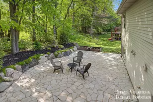 2006 Burton Knoll Ct SE, Grand Rapids, MI 49546 - Photo 37