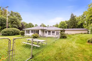 207 Snow Ave, Battle Creek, MI 49037 - Photo 19