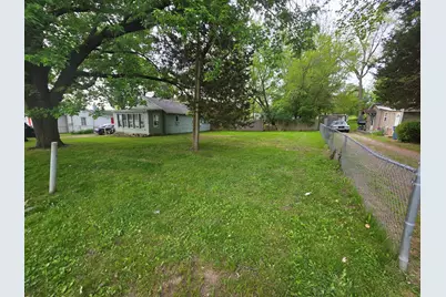 21 Bradley Street, Battle Creek, MI 49017 - Photo 3
