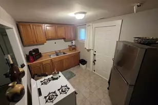 21 Bradley St, Battle Creek, MI 49017 - Photo 11