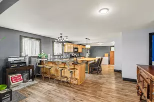 10204 Bellevue Rd, Battle Creek, MI 49014 - Photo 7