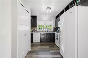 3030 Maplewood St, Benton Harbor, MI 49022 - Photo 11