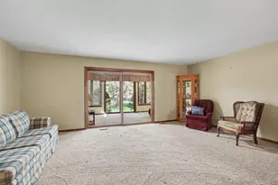 293 Chatham Ave, Holland, MI 49423 - Photo 3