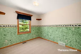 6969 E Pontaluna Rd, Fruitport, MI 49415 - Photo 17