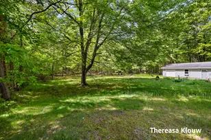 6969 E Pontaluna Rd, Fruitport, MI 49415 - Photo 41