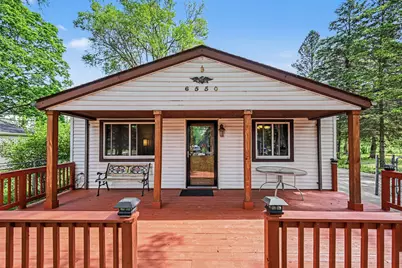 6550 Saline Drive, Waterford, MI 48329 - Photo 1