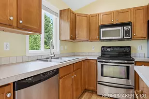 9647 Blair St, Zeeland, MI 49464 - Photo 7