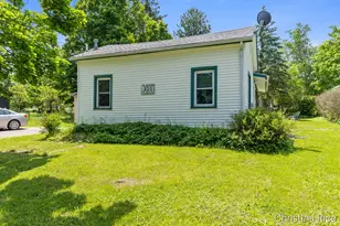 320 E Main St, Saranac, MI 48881 - Photo 31