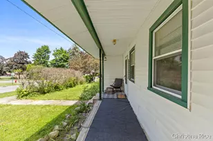 320 E Main St, Saranac, MI 48881 - Photo 3