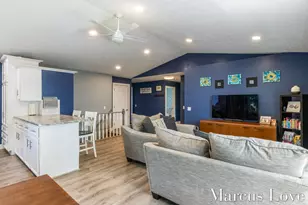 466 Madison Ct SE, Kentwood, MI 49548 - Photo 5
