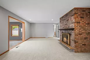 1710 Redwood Dr, Stevensville, MI 49127 - Photo 21