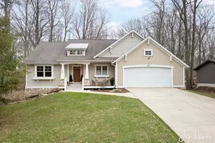 3359 Gaslight Ln, Saugatuck, MI 49453 - Photo 1