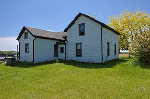 812 E Yale Rd, Rothbury, MI 49452 - Photo 19