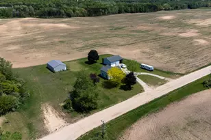 812 E Yale Rd, Rothbury, MI 49452 - Photo 23