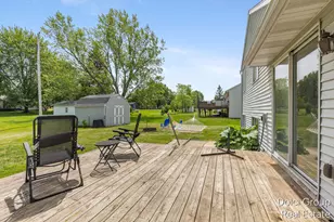233 Jennifer Ln, Holland, MI 49423 - Photo 19