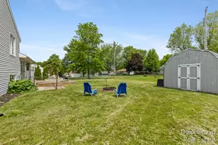 233 Jennifer Ln, Holland, MI 49423 - Photo 21