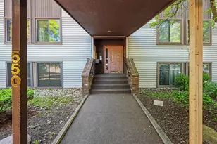 550 Cliffs Dr, Ypsilanti, MI 48198 - Photo 7