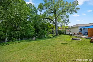 2658 Carlton Ave NE, Grand Rapids, MI 49505 - Photo 35