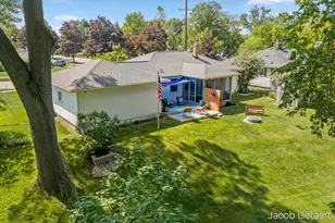 2658 Carlton Ave NE, Grand Rapids, MI 49505 - Photo 29