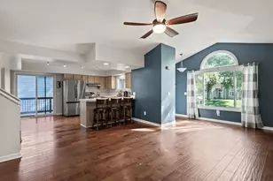 1008 Beachland Blvd, Waterford, MI 48328 - Photo 11