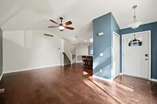 1008 Beachland Blvd, Waterford, MI 48328 - Photo 9